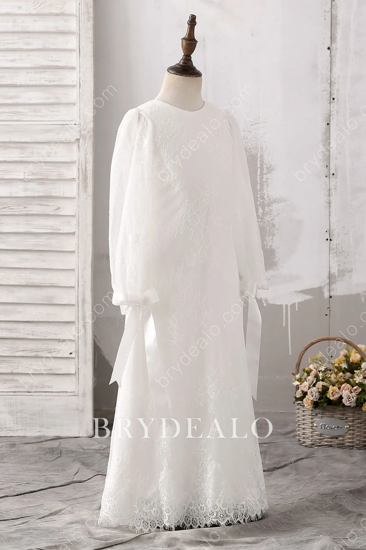 Elegant Long Sleeve Lace Floor Length Flower Girl Dress For Wedding