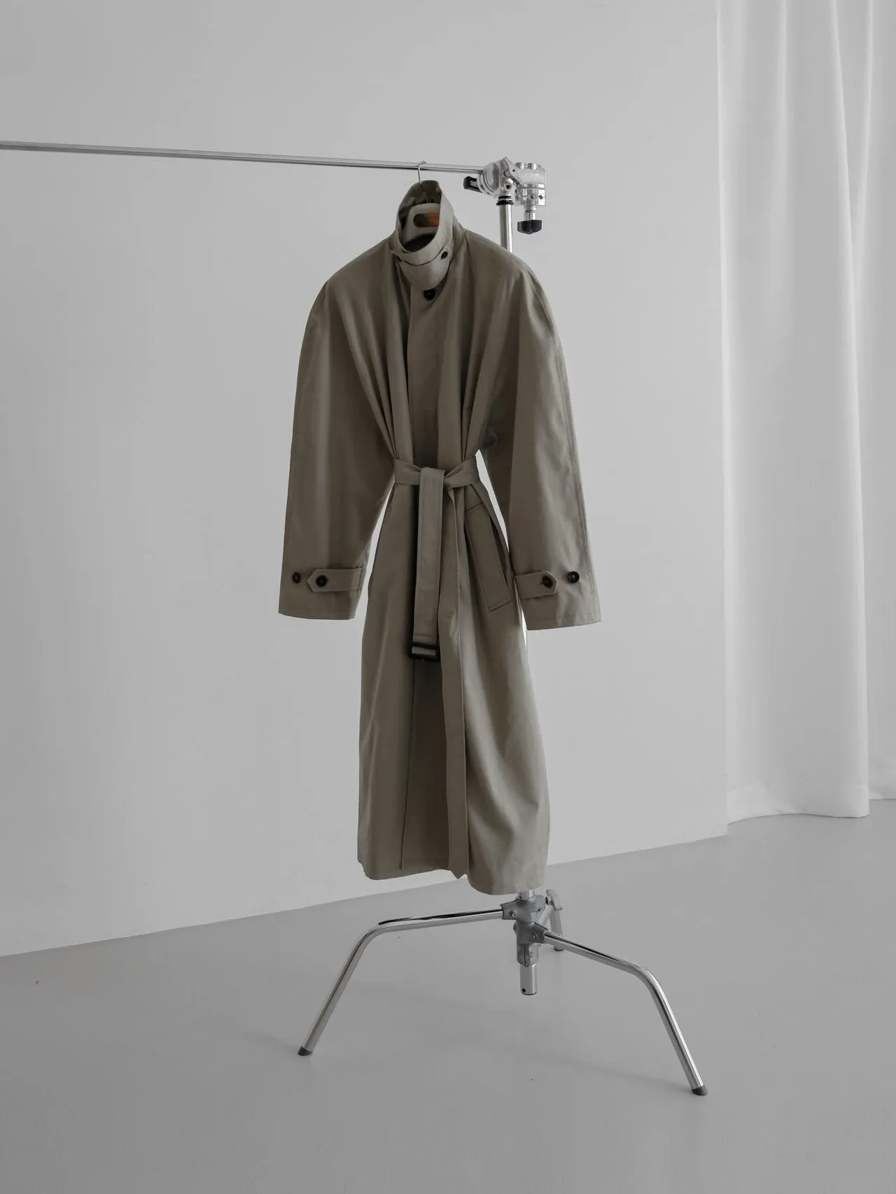 PADDED DETAIL OVERSIZED SINGLE BREASTED TRENCH COAT