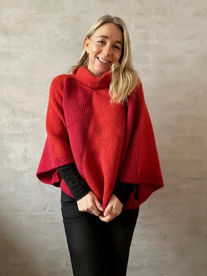 Pirouette poncho / cape by Hanne Falkenberg, knitting pattern