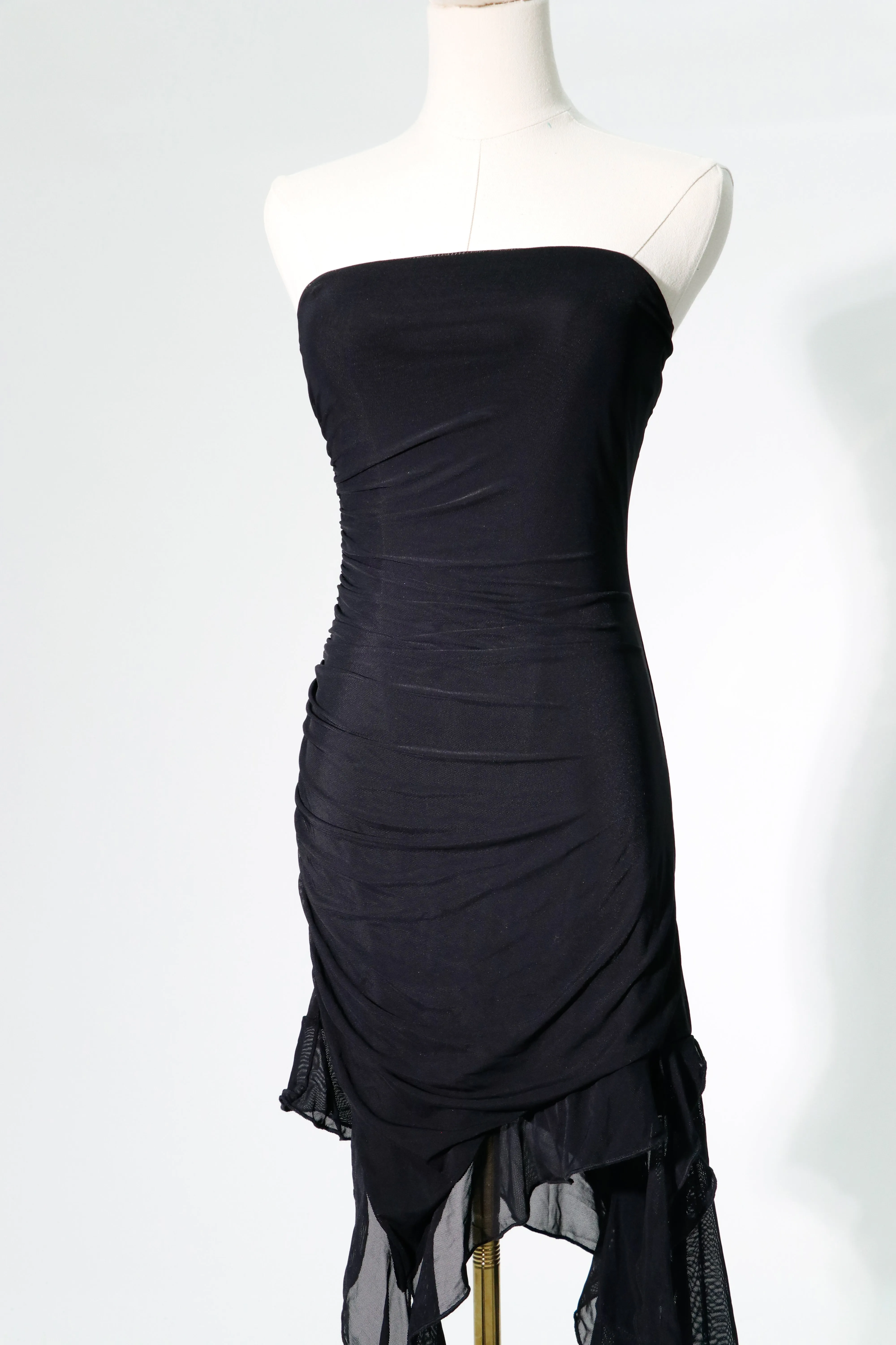 strapless mesh dress with slip silicone